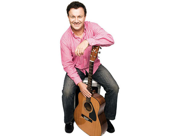 Brisbane Singer Howard Collins - Musicians Hire - Wedding Music